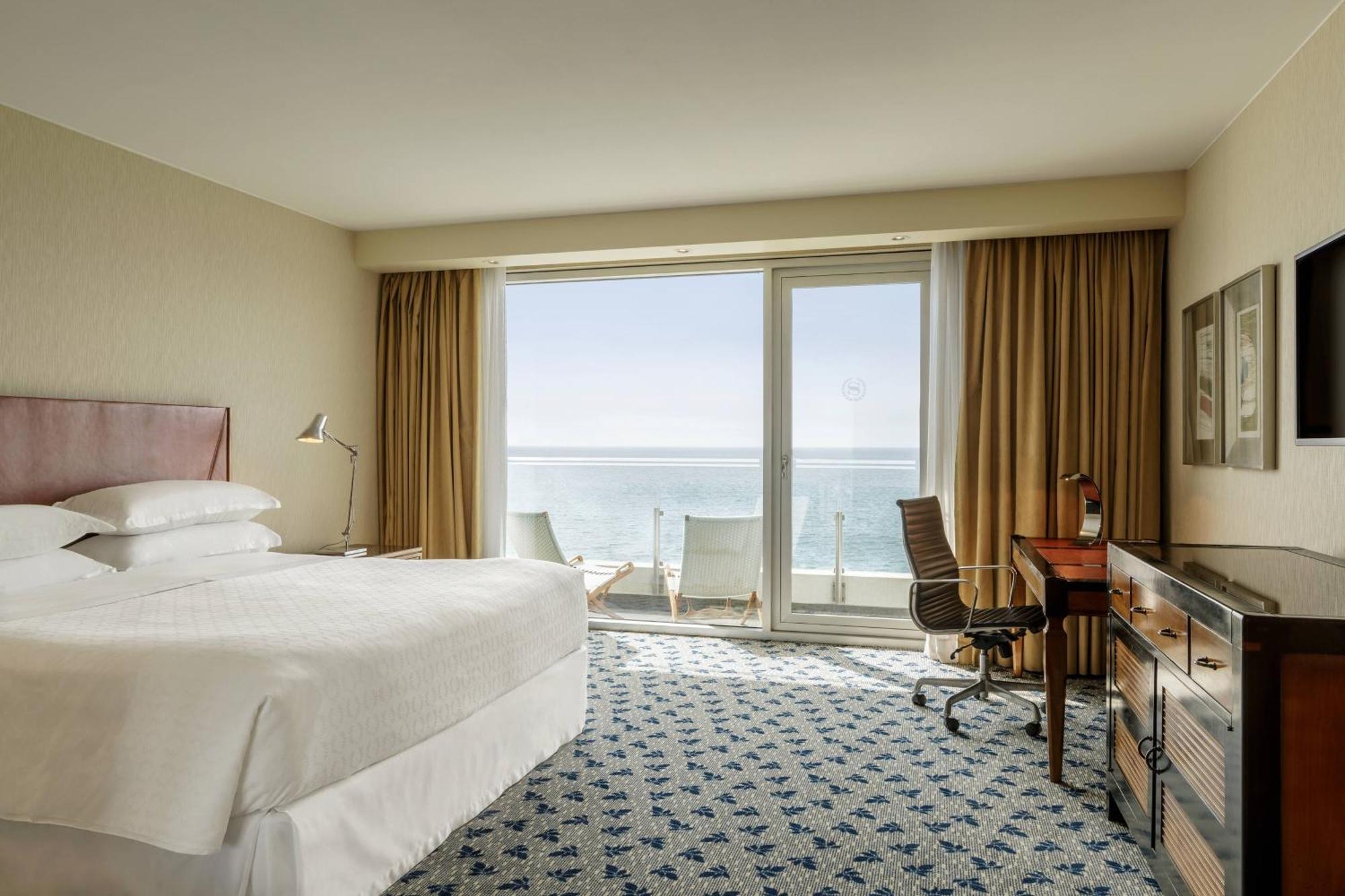 Sheraton Miramar Hotel & Convention Center Vina del Mar Dış mekan fotoğraf A guest room at the Westin La Paloma