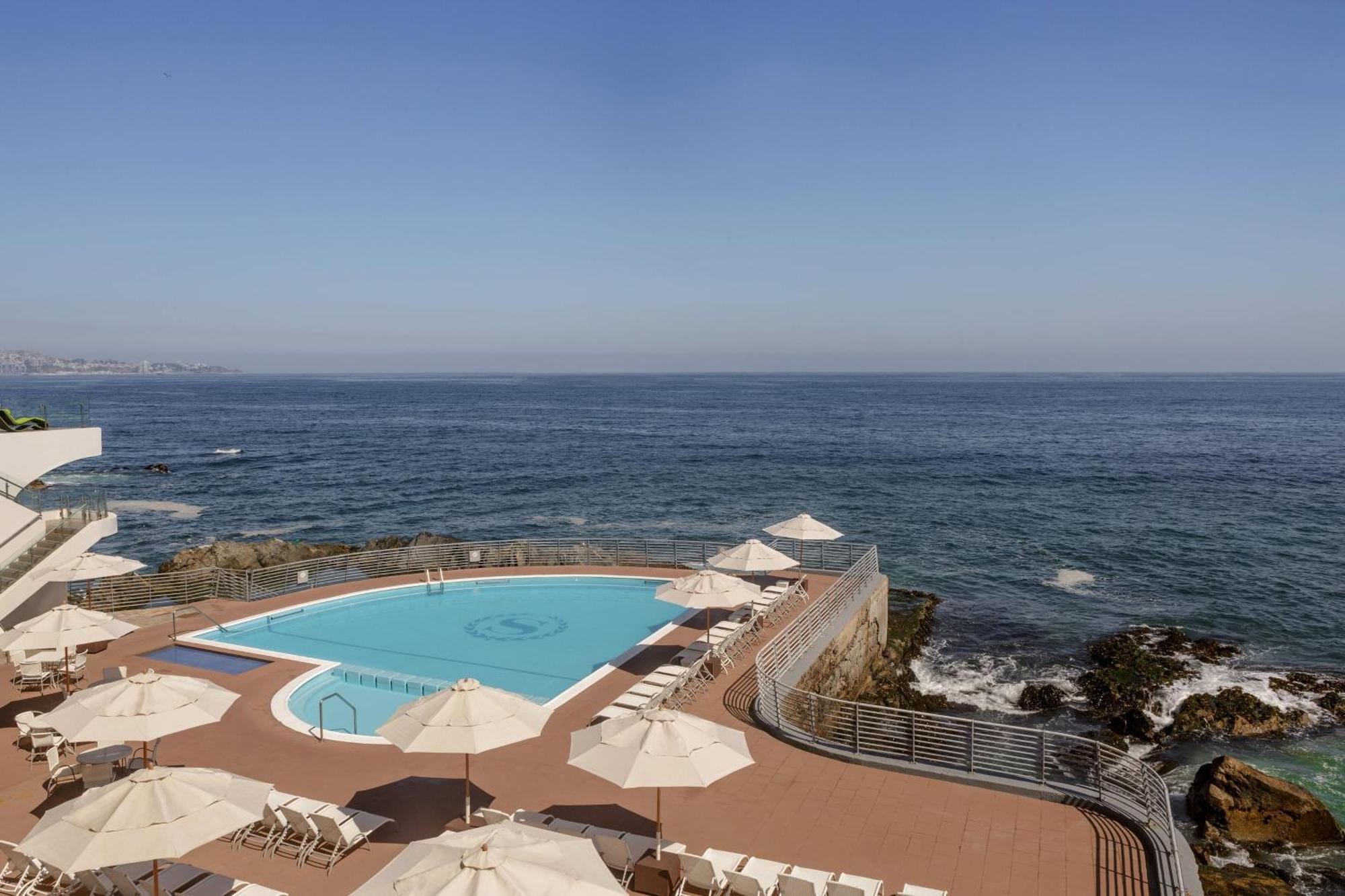 Sheraton Miramar Hotel & Convention Center Vina del Mar Dış mekan fotoğraf The pool at the Hotel do Canal